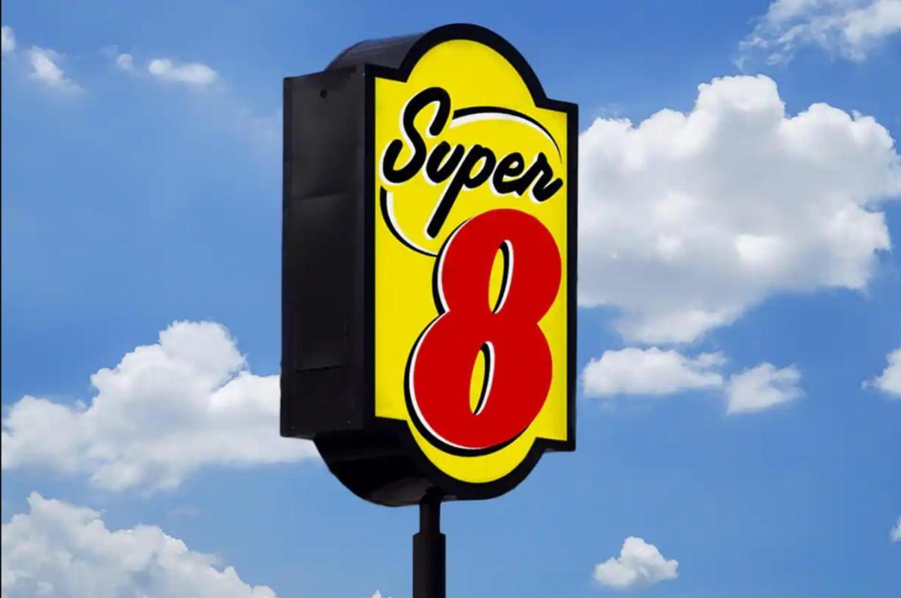 Super 8 By Wyndham Fort Worth Entertainment District Exterior foto